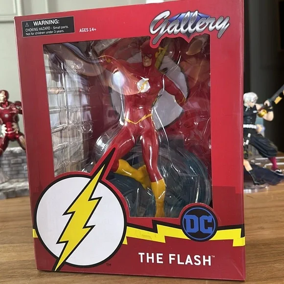 DC THE FLASH ⭐️9” Gallery PVC Statue